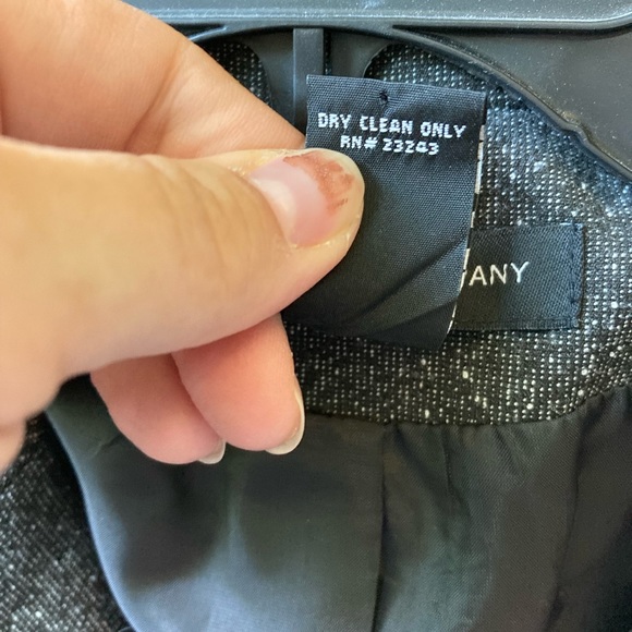 New York and Company Blazer - Picture 6 of 10